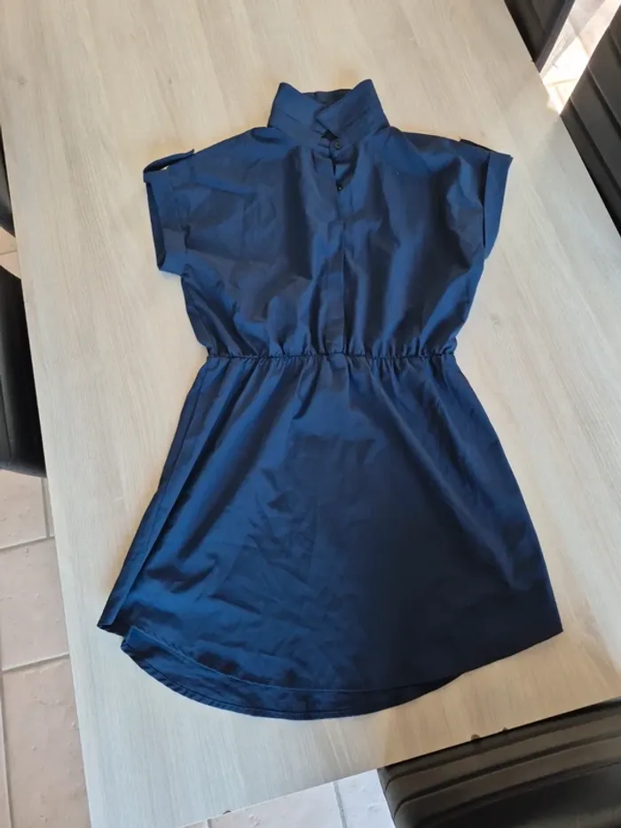 Lot 3 robes taille 42 - photo numéro 2