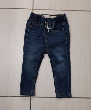 Jean Levi's 9 mois
Très bon état