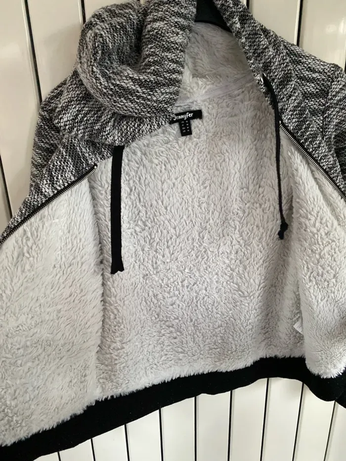 gilet à capuche - photo numéro 2