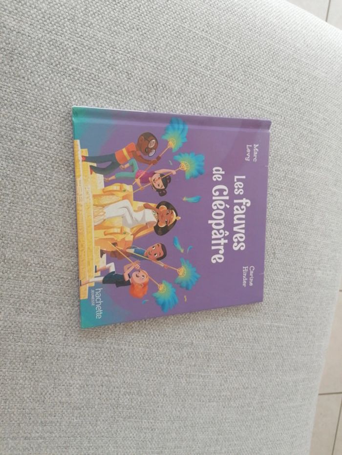 Livre les fauves de Cleopatre