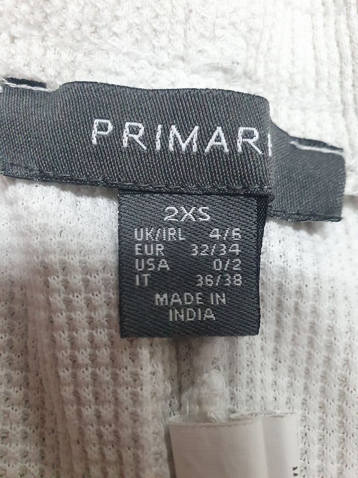 Short blanc taille 32/34 - photo numéro 3