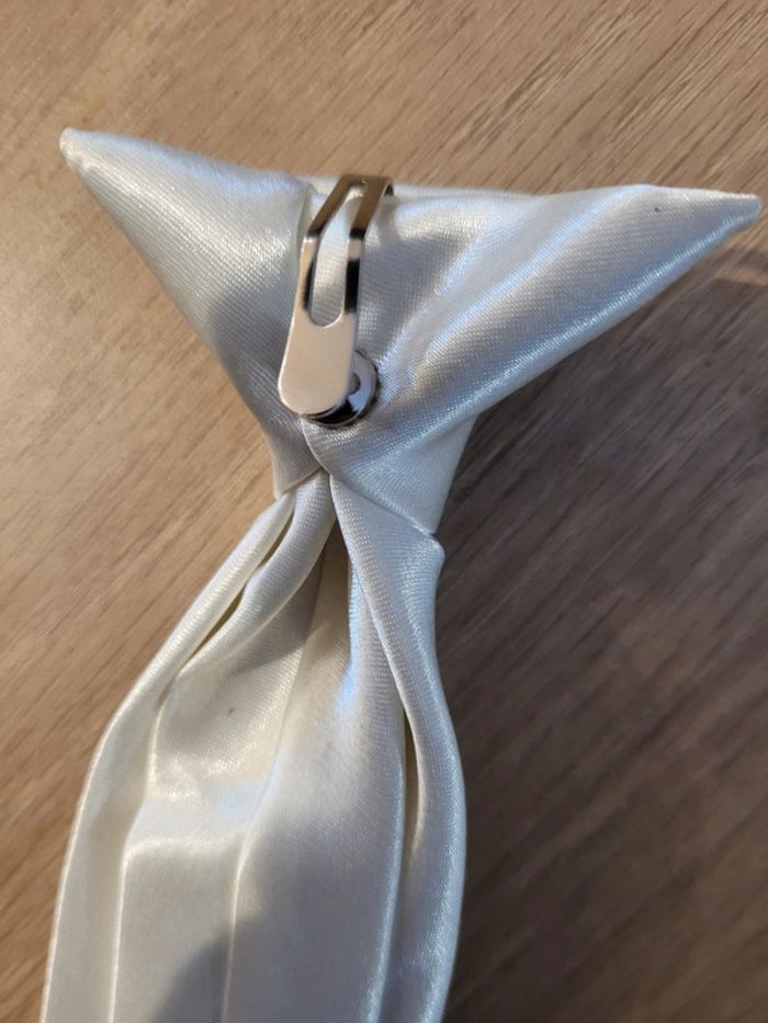 Gilet Costume + Cravate - photo numéro 8