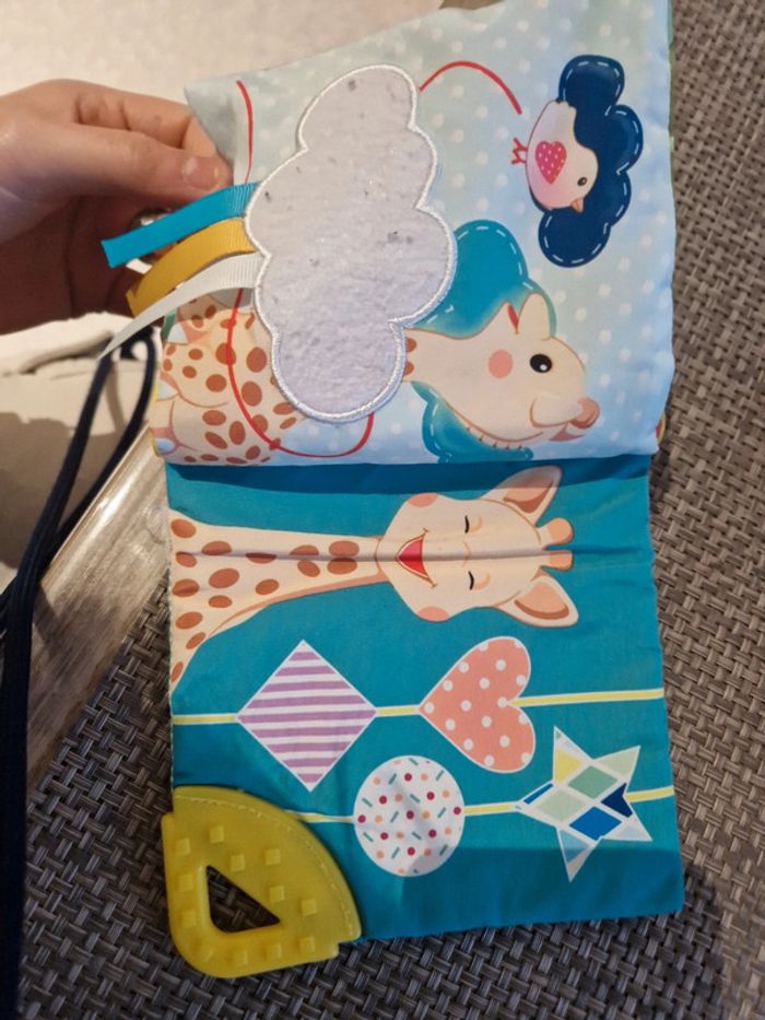 Livre d'eveil - photo numéro 4