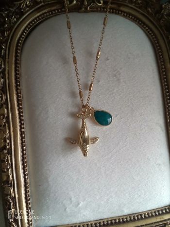 Collier baleine et pendentif en pierre d'apatite naturelle