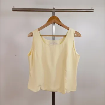 Top sans manches crème Un Jour Ailleurs coupe droite taille 42 A913