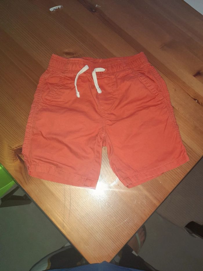Short orange