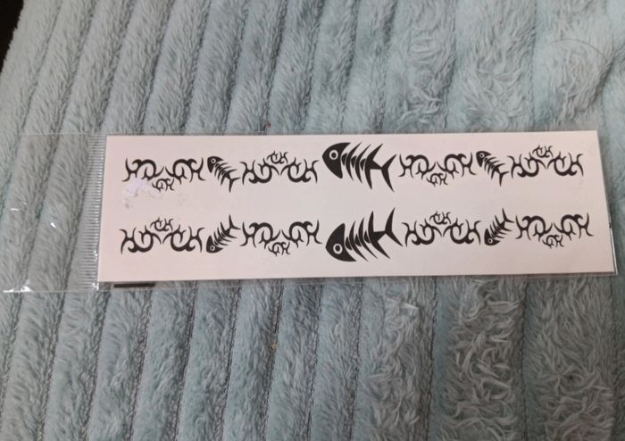 Tatouages temporaires motif tribal & poisson