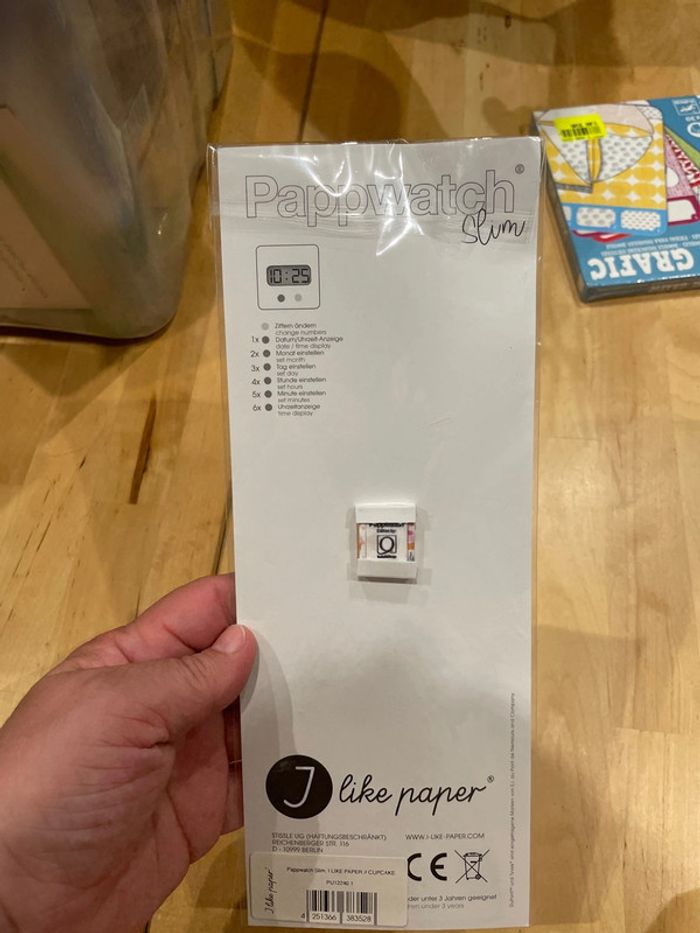 Montre en papier originale taille adulte pappwatch - photo numéro 4