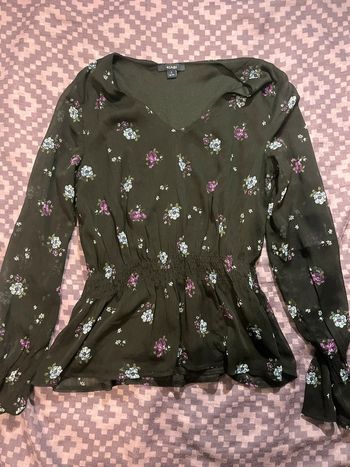 Blouse noir fleuri Kiabi