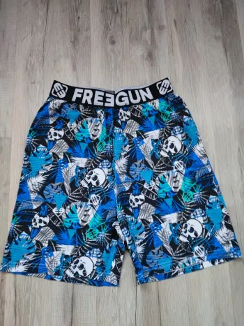Neuf short bermuda Freegun garçon taille 16 ans