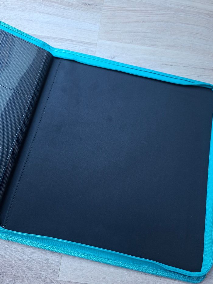Classeur xxl de rangement pour 480 cartes Pokémon / lorcana de qualité premium en BLEU CLAIR - photo numéro 5