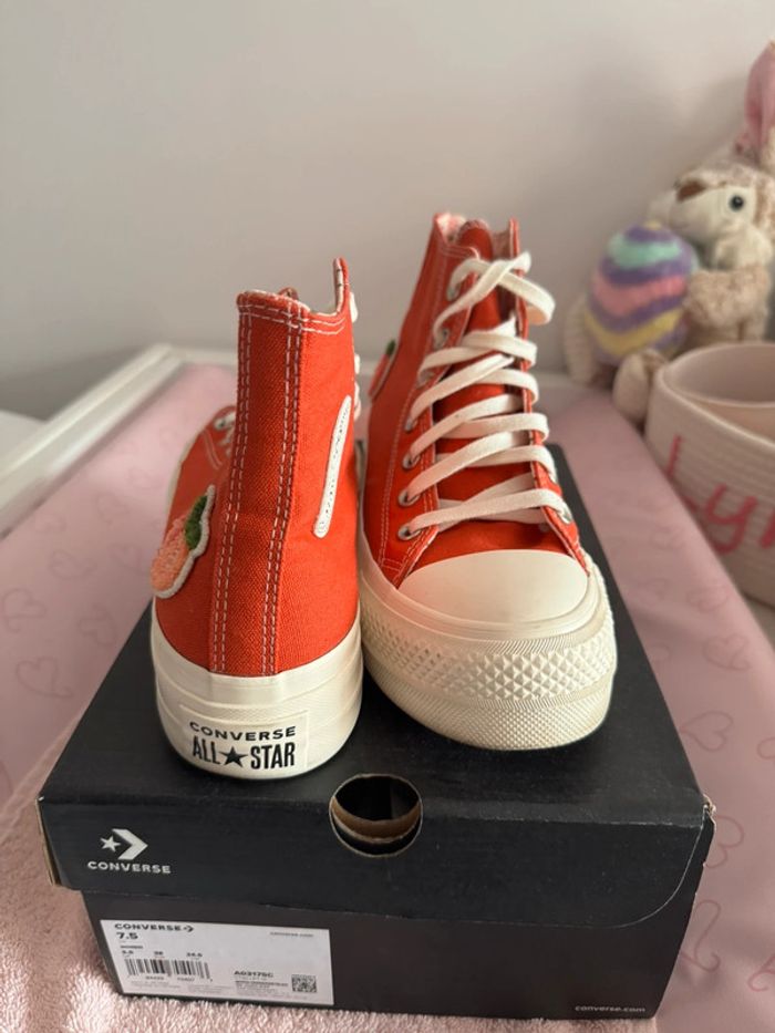 Converse - photo numéro 4