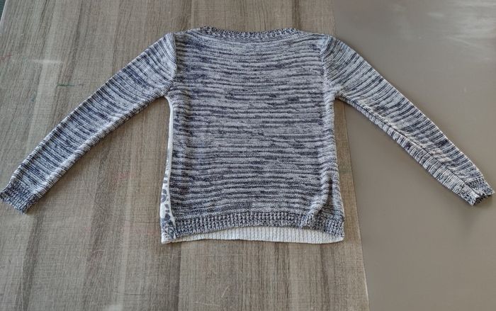 Pull à manches longues gris et blanc femme taille M – très bon état - photo numéro 5