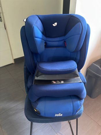 Siège auto joie