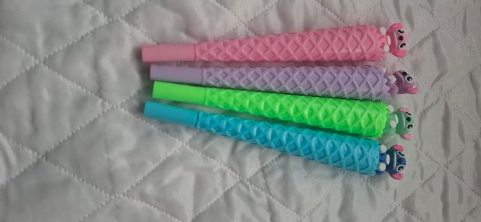 Lot 4 stylos stitch