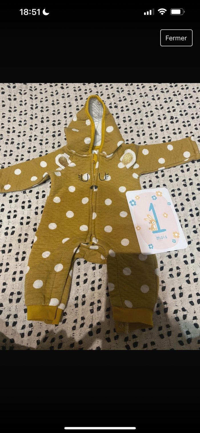 Combinaison taille 1 mois