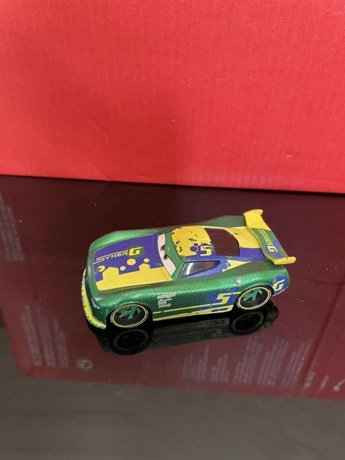 Voiture Cars 2 Eric Braker Disney Pixar Mattel