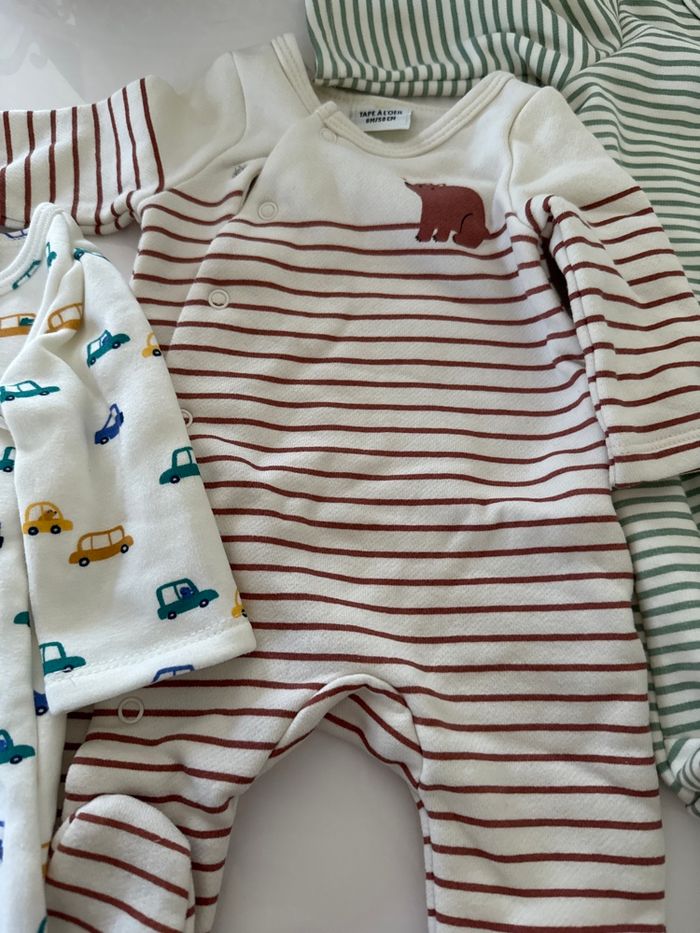 3 pyjamas tape à l’œil - photo numéro 3