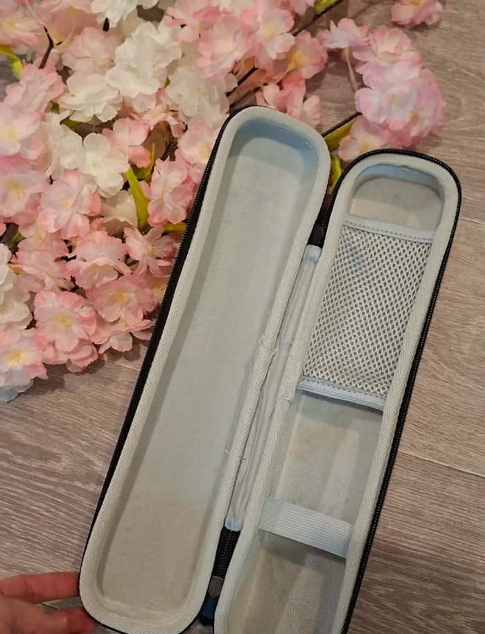 💄Superbe étui de rangement lisseur💄 - photo numéro 3