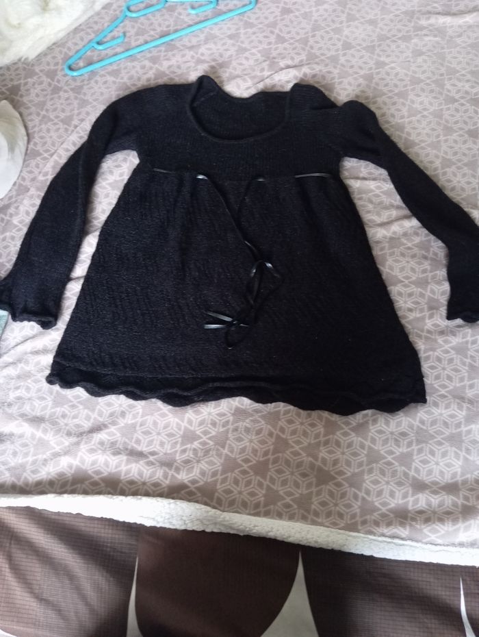 Pull noir