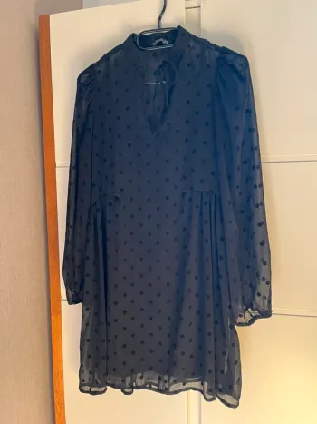 Robe noir stradivarius