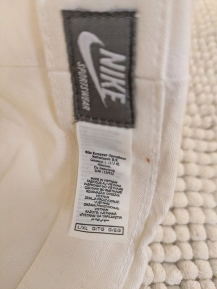 Casquette Nike blanche neuve 58 - photo numéro 6