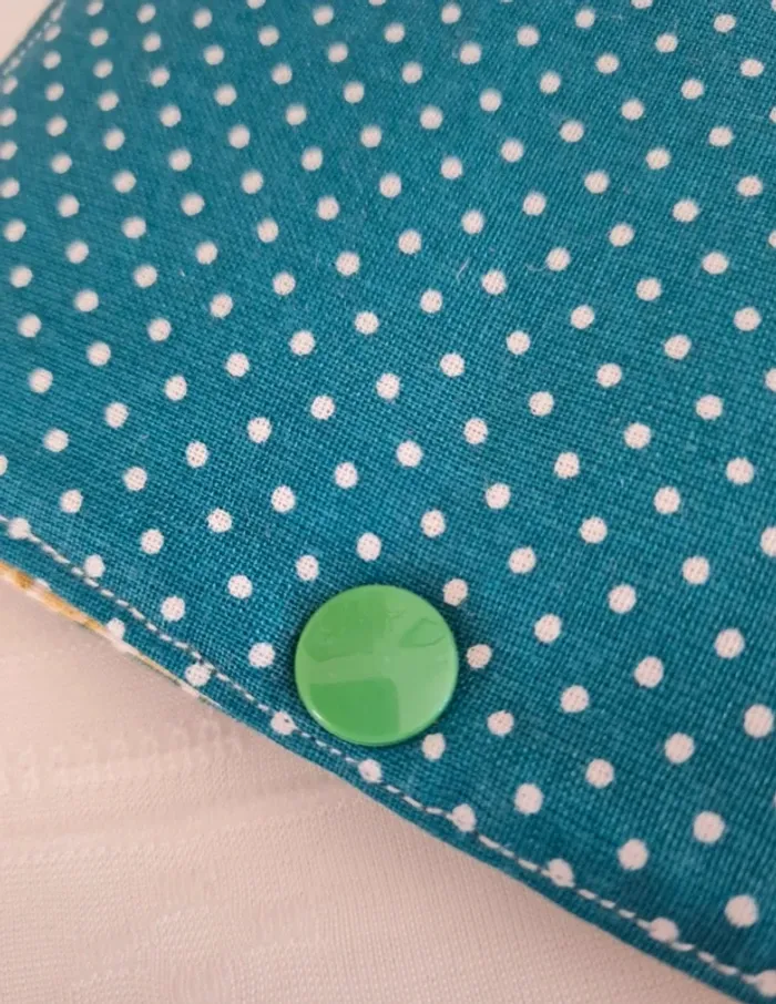 Étui pour ranger les serviettes hygiénique - photo numéro 3