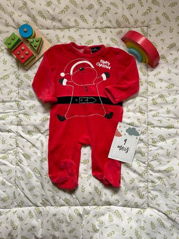 pyjama grenouillère en velours rouge de Noël 9 mois influx