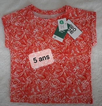 Tee-shirt 5 ans neuf