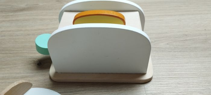 Grille pain jouet bois - photo numéro 5