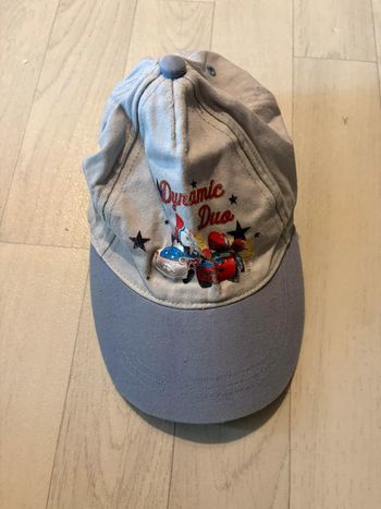 Casquette cars 51 cm un peu abimé bleu clair