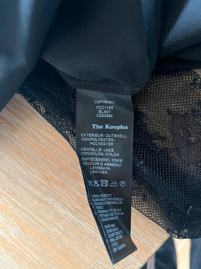 Chemisier chemise top blouse The Kooples dentelle boutonnière cuir taille 1 (36) - photo numéro 4
