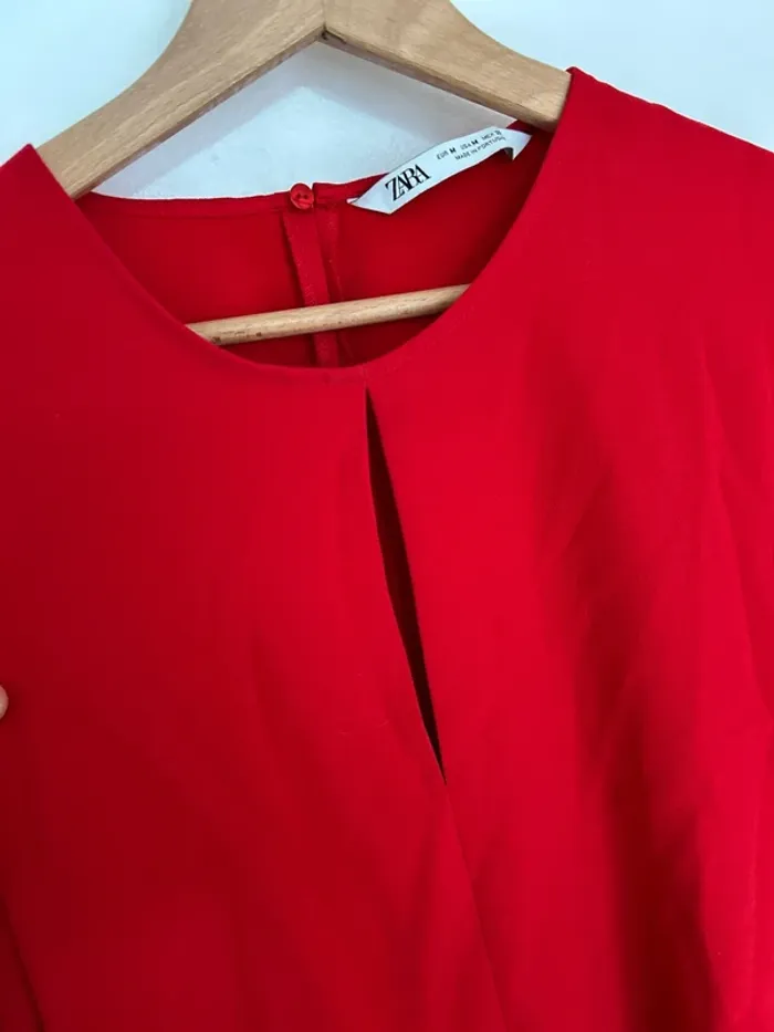 Blouse rouge - photo numéro 3