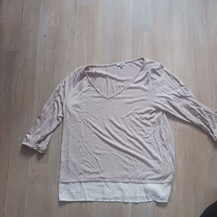 Vend haut beige taille L - photo numéro 2