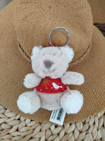 Porte clé peluche ourson NEUF