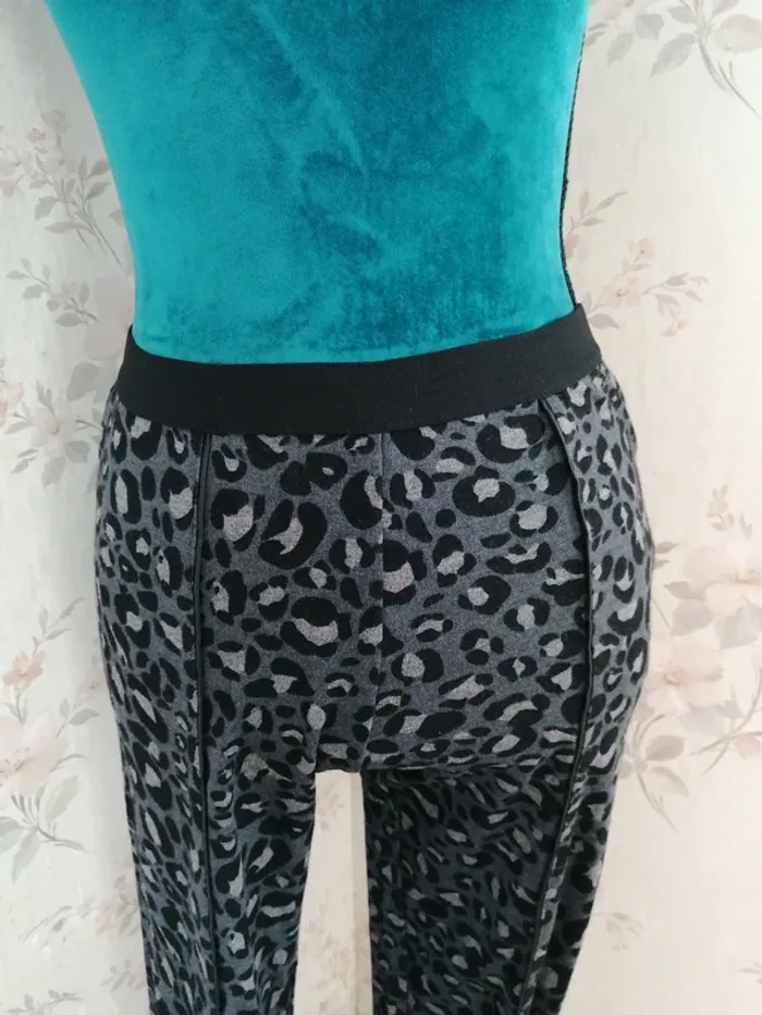 Legging gris à motifs léopard noir avec liseré simili cuir / esmara / (S) - photo numéro 3