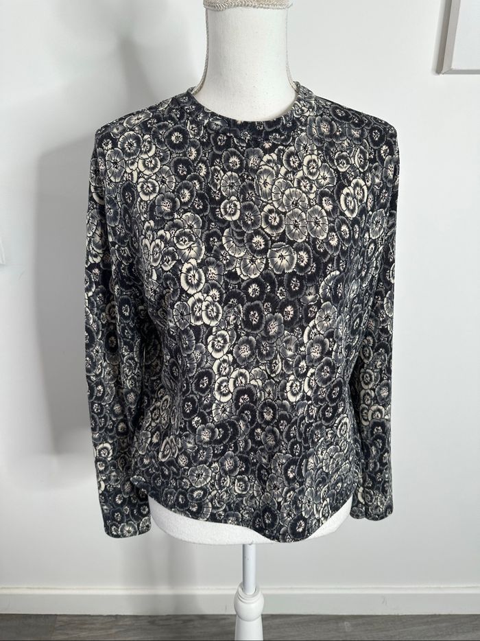 Pull à fleurs noir gris et crème T38 M