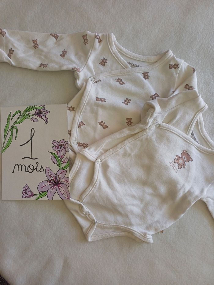 Bodies 1 mois