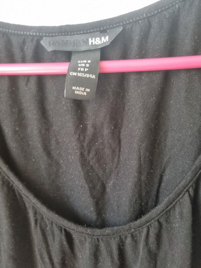 Tee-shirt noir h&m taille s - photo numéro 4