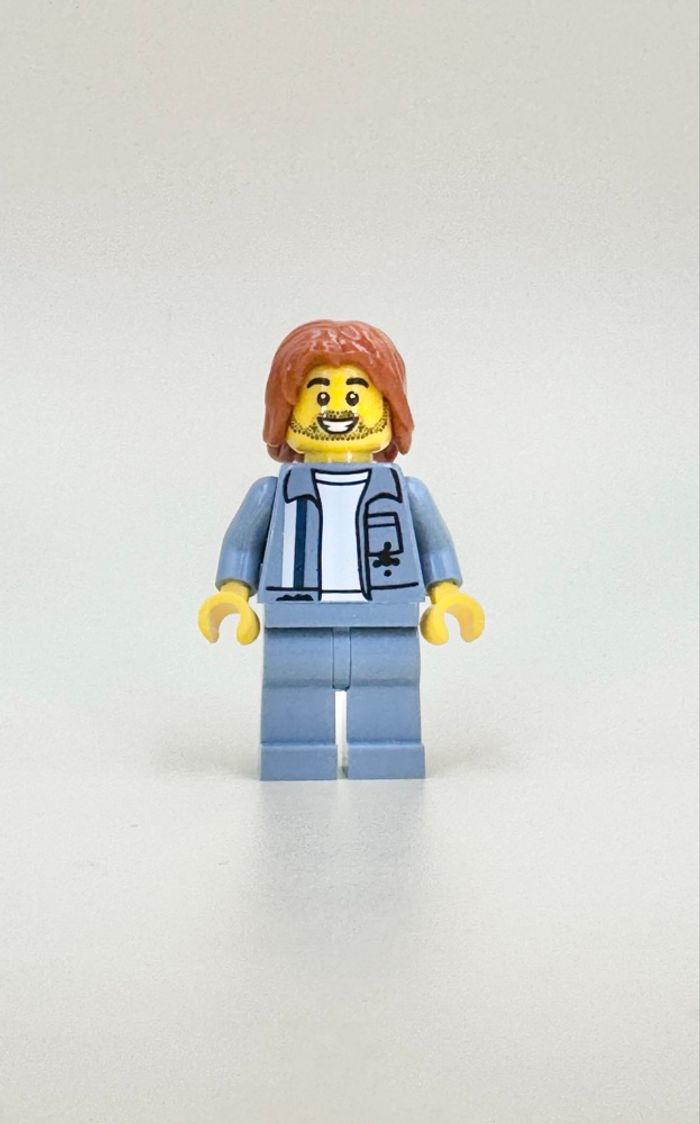 Lego City : Ouvrier à la Casse Automobile (visage double expression) - NEUF