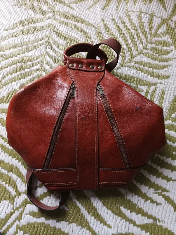 Sac (sac à dos) en cuir