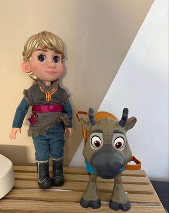 Poupée animator Sven & Christophe la reine des neiges 