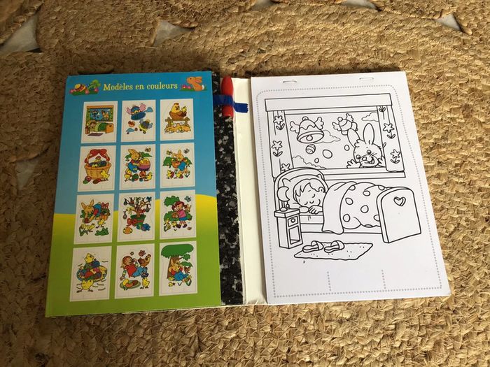 Livre coloriage et bloc à piquer Pâques colorie pique et plie - photo numéro 4