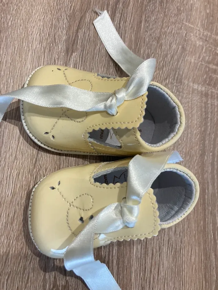 Chaussure beige vernis - photo numéro 4