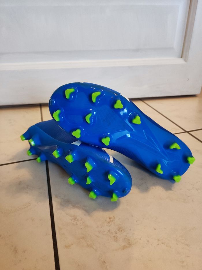 Chaussures de foot garçon - photo numéro 3