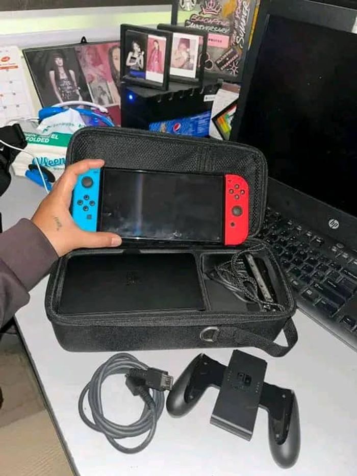 En vente de Nintendo switch - photo numéro 3