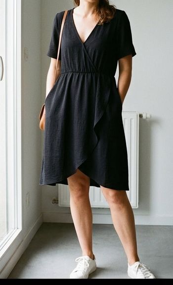 Robe courte noire cache-cœur - Taille 38