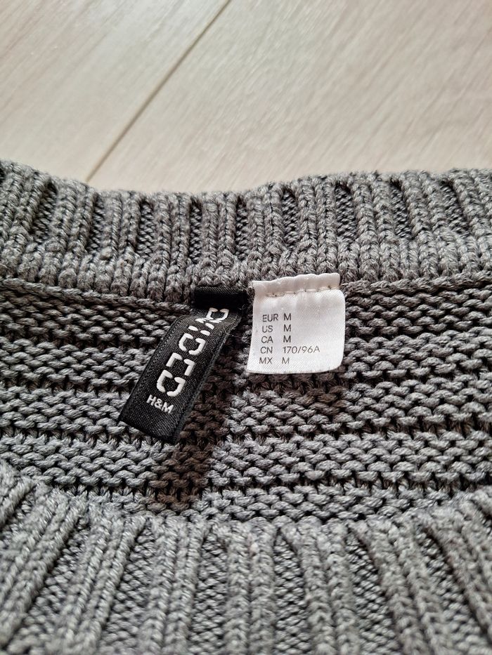 Pull gris léger à col rond H&M - photo numéro 4