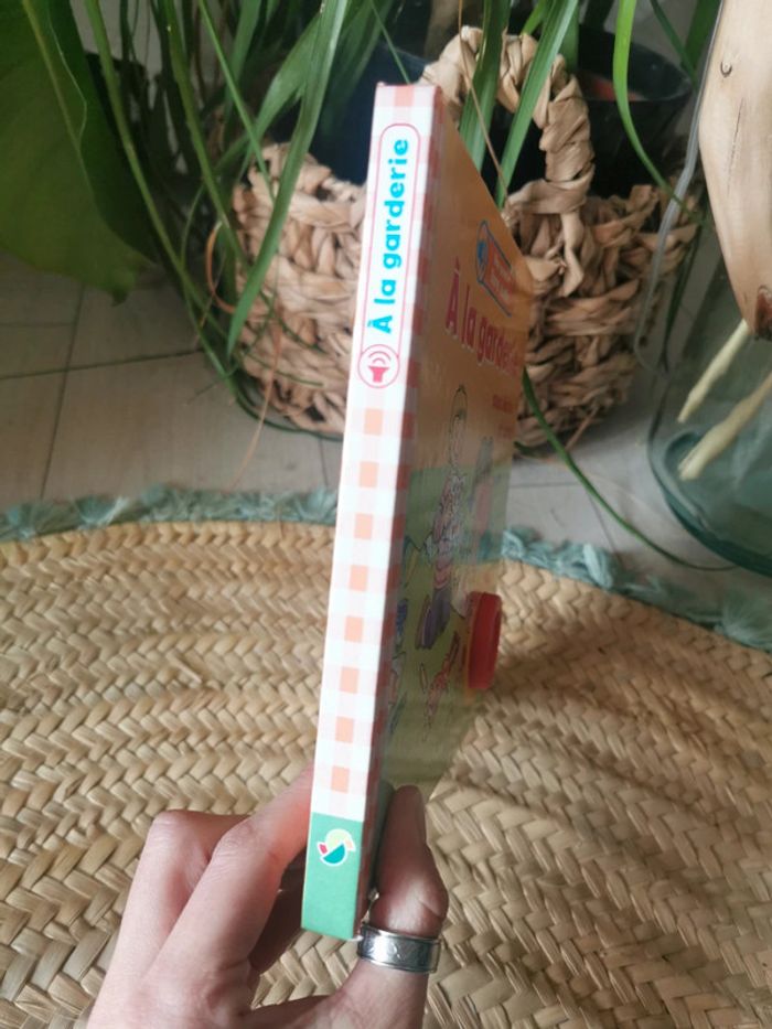 🌺Livre audio sonor A la garderie avec marie et lucas - photo numéro 4