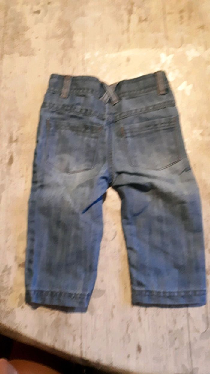 Jeans 9 mois - photo numéro 2